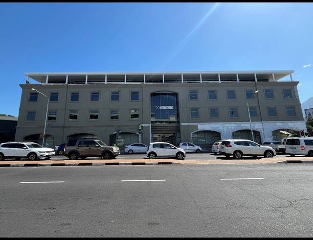 381M² OFFICE TO LET IN CLAREMONT